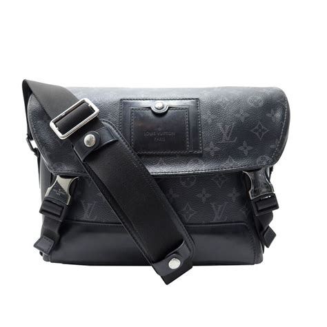 louis vuitton voyager monogram pm|Messenger Voyager PM G65 .